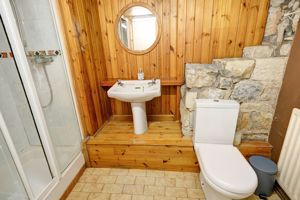 Photo 30- click for photo gallery